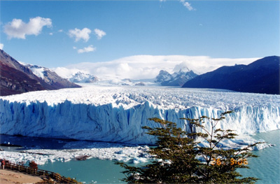 纳韦尔瓦皮湖国家公园（Lake Nahuel Haupi National Park）